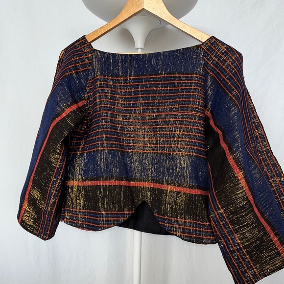 Authentic African mult-colour & gold metallic fabric crop-top with open sleeves. - Picture 2 of 10